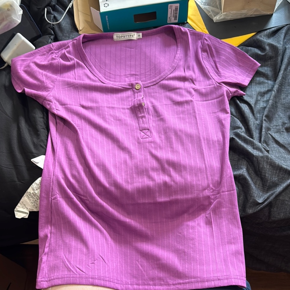Topstype 1/4 button top